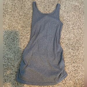 Old Navy Gray Fitted Maternity Top